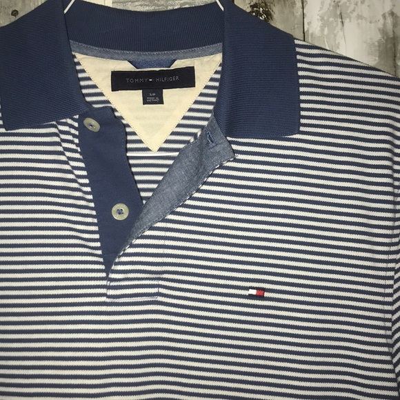 Tommy Hilfiger - Picture 2 of 3